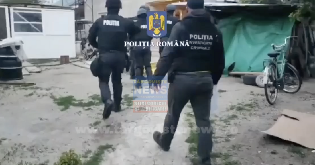 VIDEO – Polițiștii prahoveni, percheziții, astăzi, în două comune din Dâmbovița